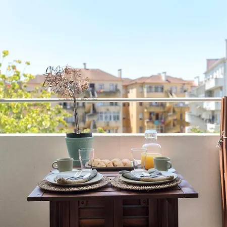 Emporium Deluxe 3br W/ Private Parking By Lovelystay Apartamento